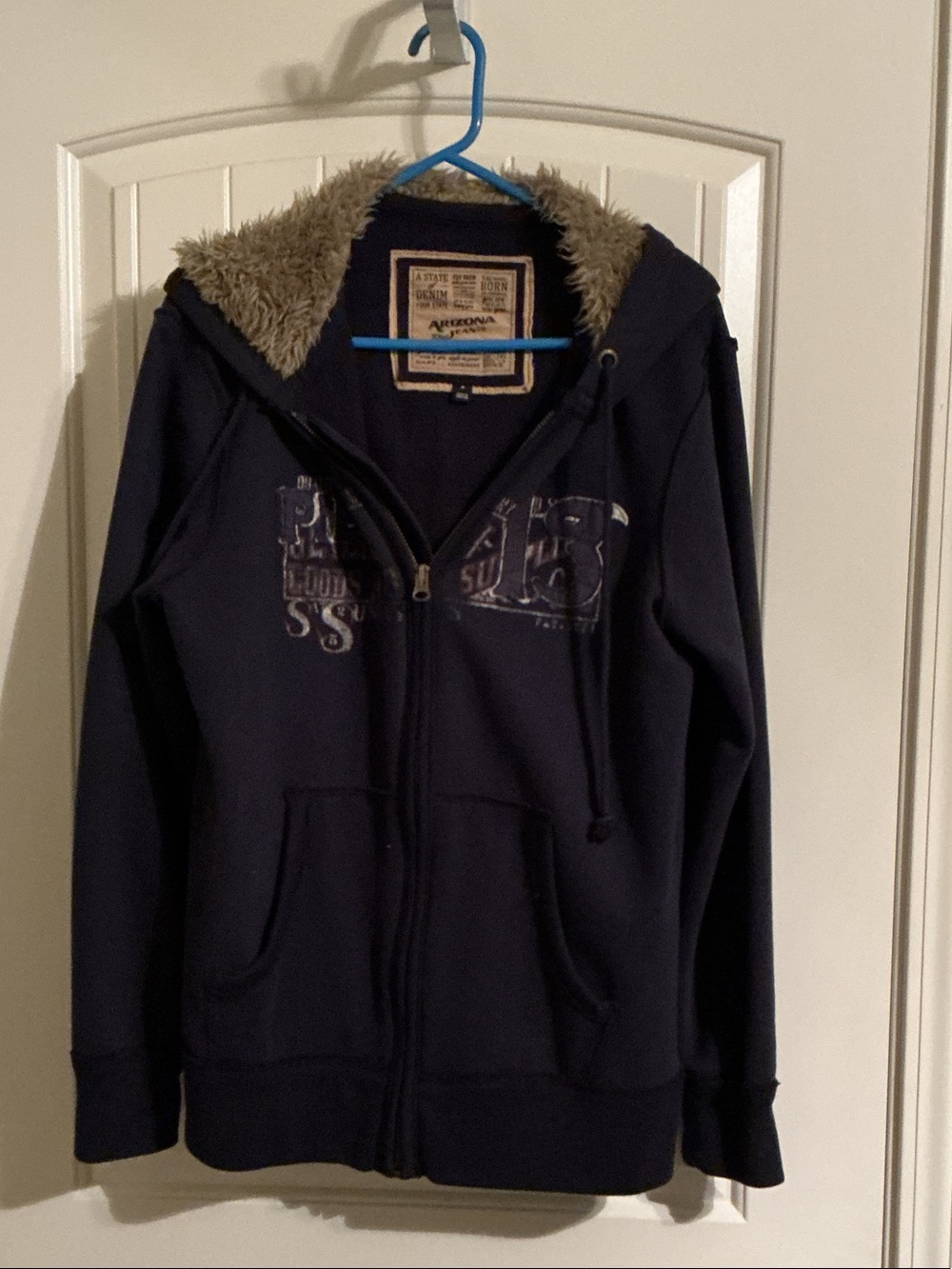 Arizona Jean Company navy hoodie with faux fur trim